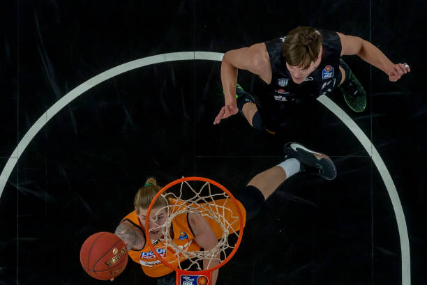 反应给对手 反应给对手