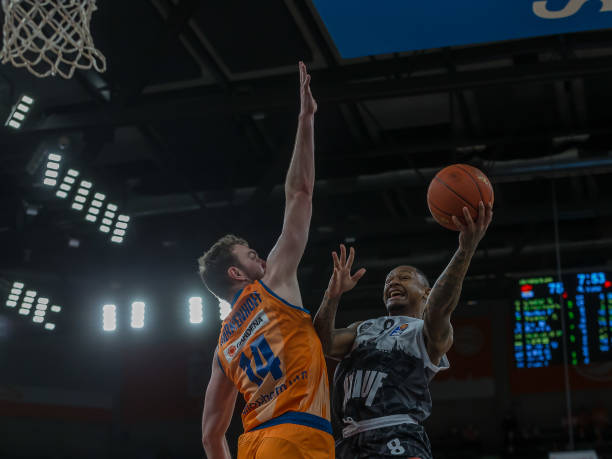 年轻力量的 年轻力量的