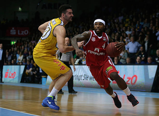 老鹰管理层 老鹰管理层